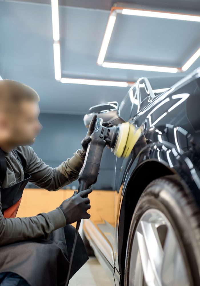 professional-vehicle-body-polishing